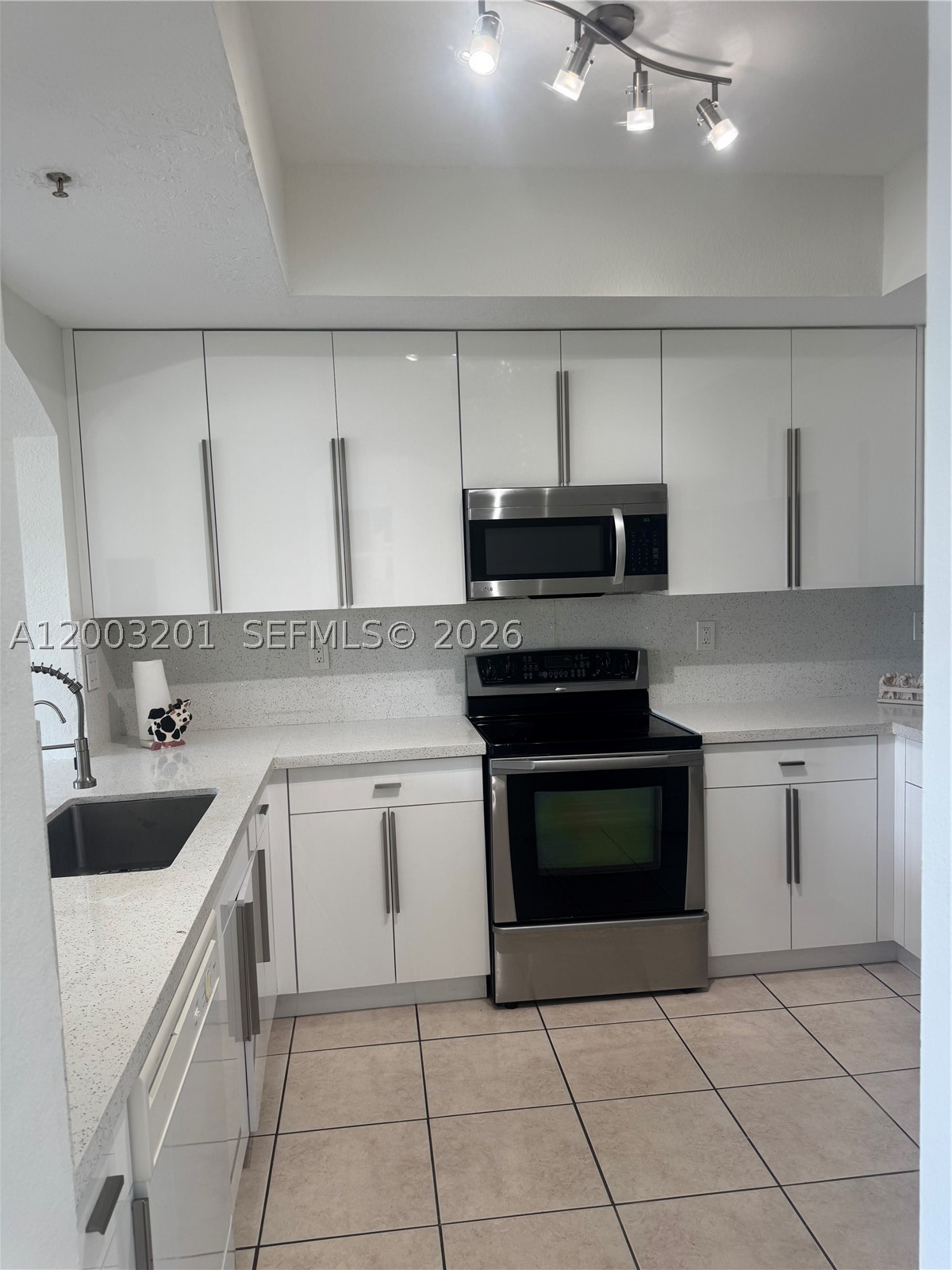 CENTURY PARK CONDO NO 2 - Residential