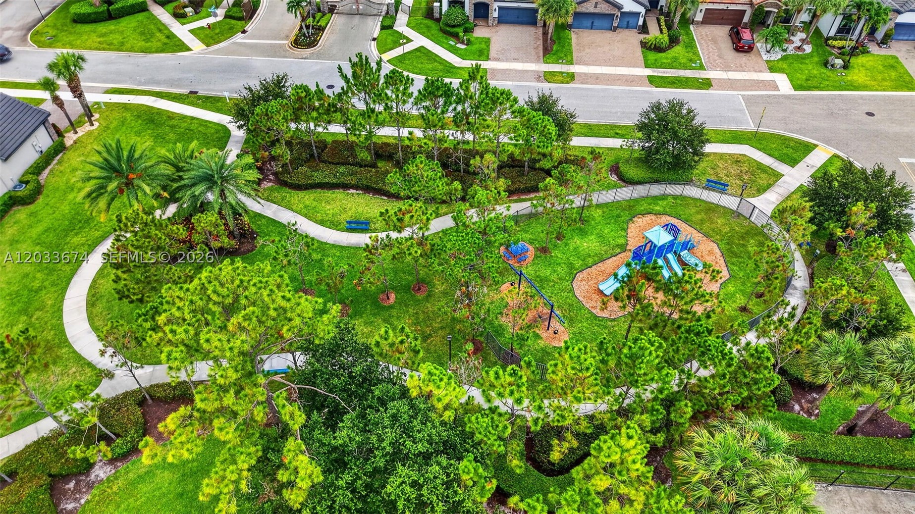 SILVERWOOD ESTATES - Residential