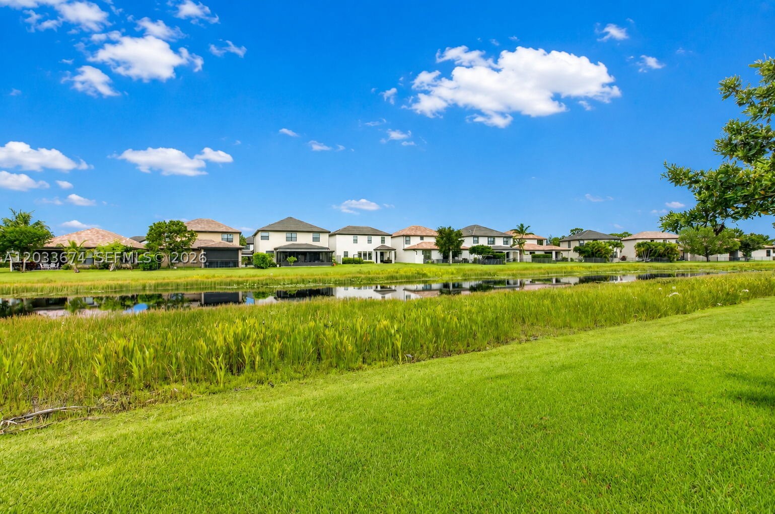 SILVERWOOD ESTATES - Residential