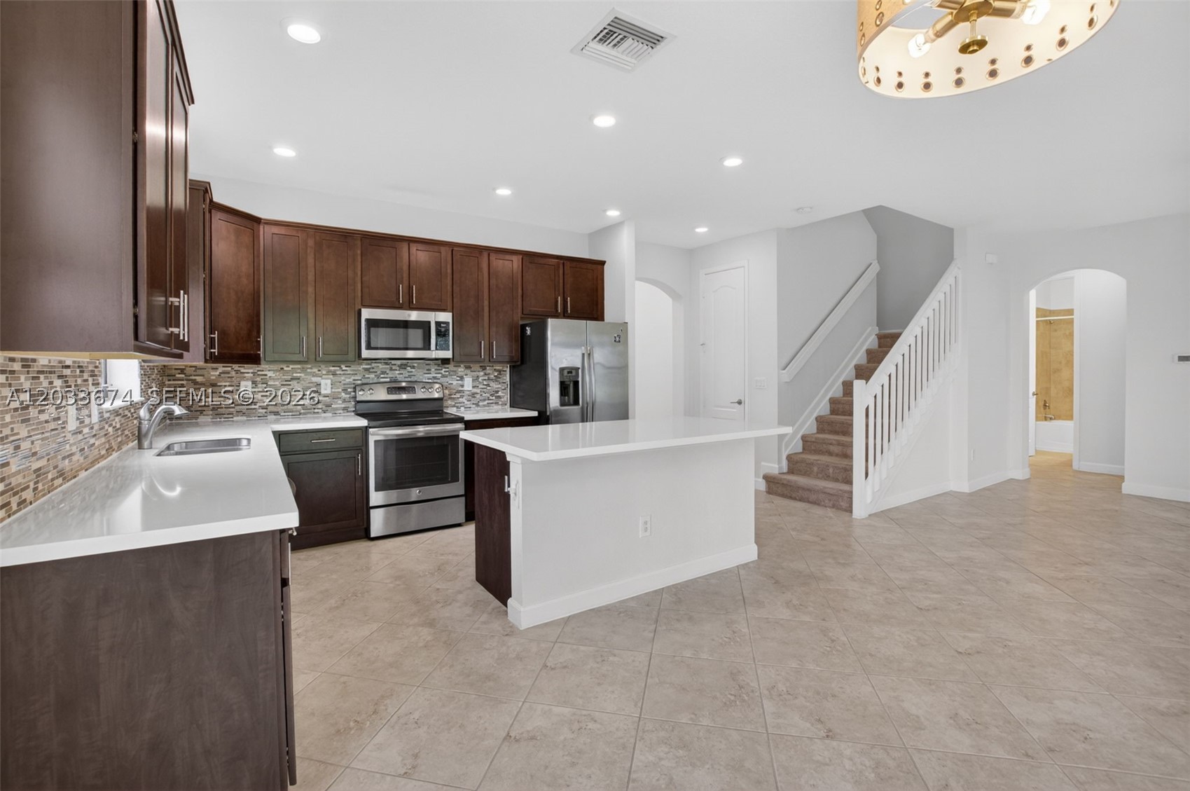 SILVERWOOD ESTATES - Residential