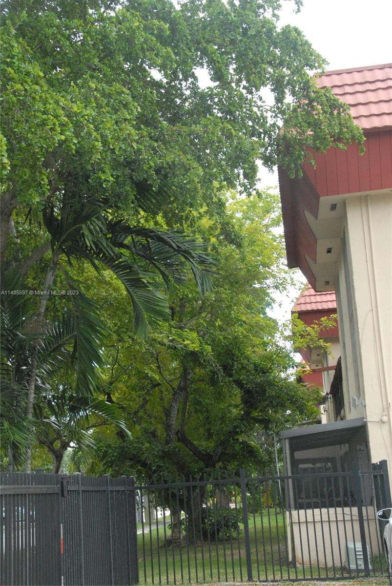 CASTLE APTS CONDO - Residential Lease