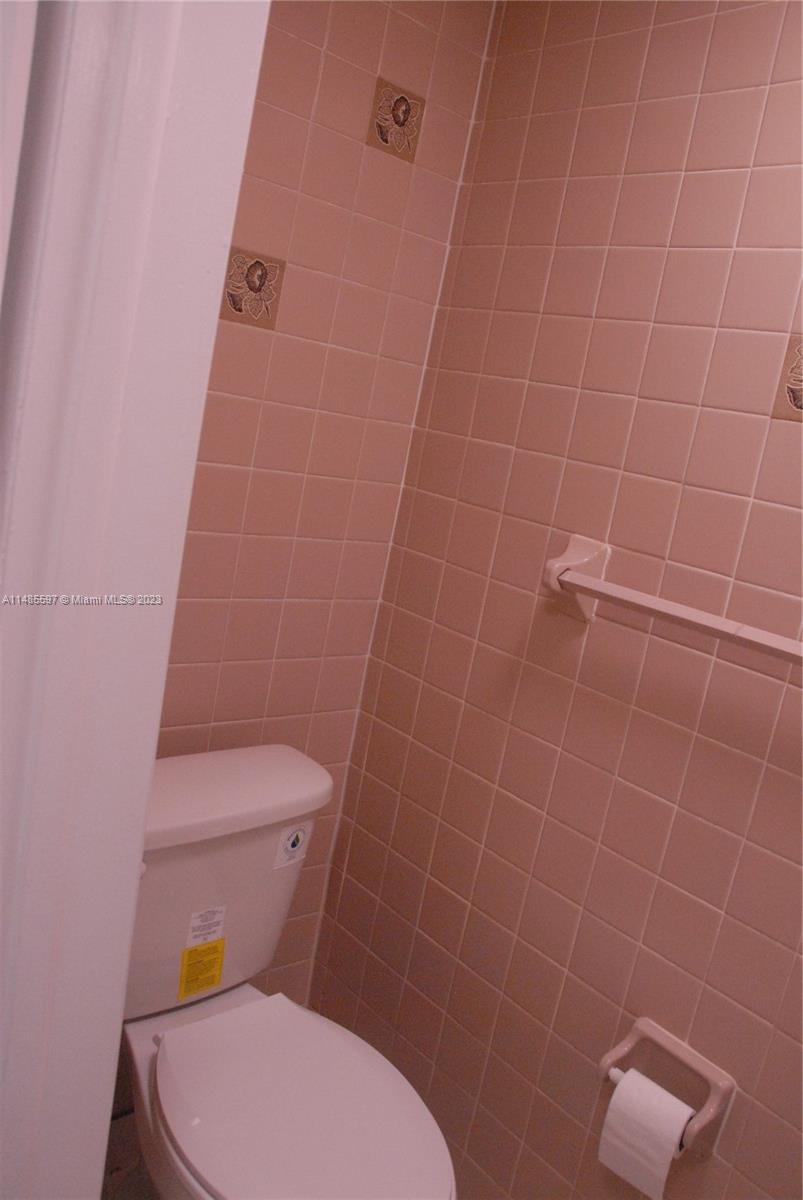 CASTLE APTS CONDO - Residential Lease