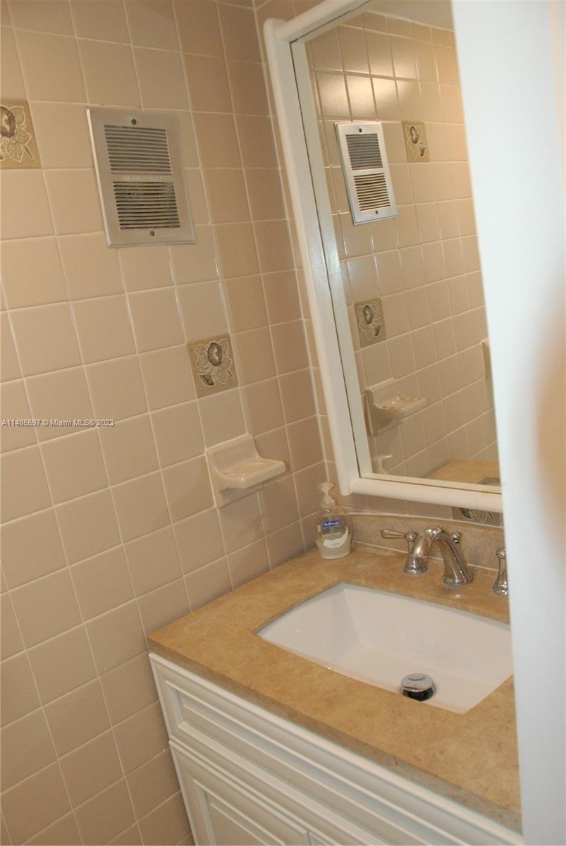 CASTLE APTS CONDO - Residential Lease