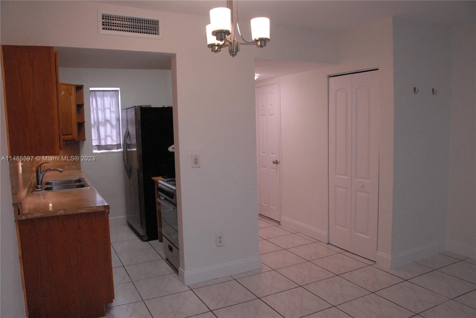 CASTLE APTS CONDO - Residential Lease
