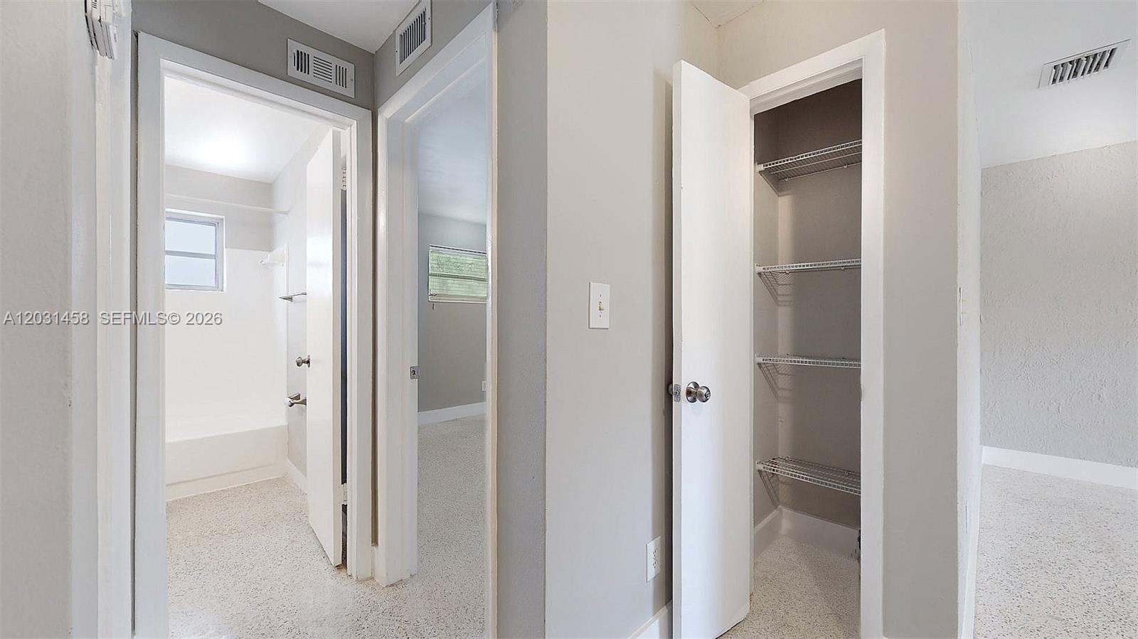 HIALEAH 7TH ADDN - Residential Lease