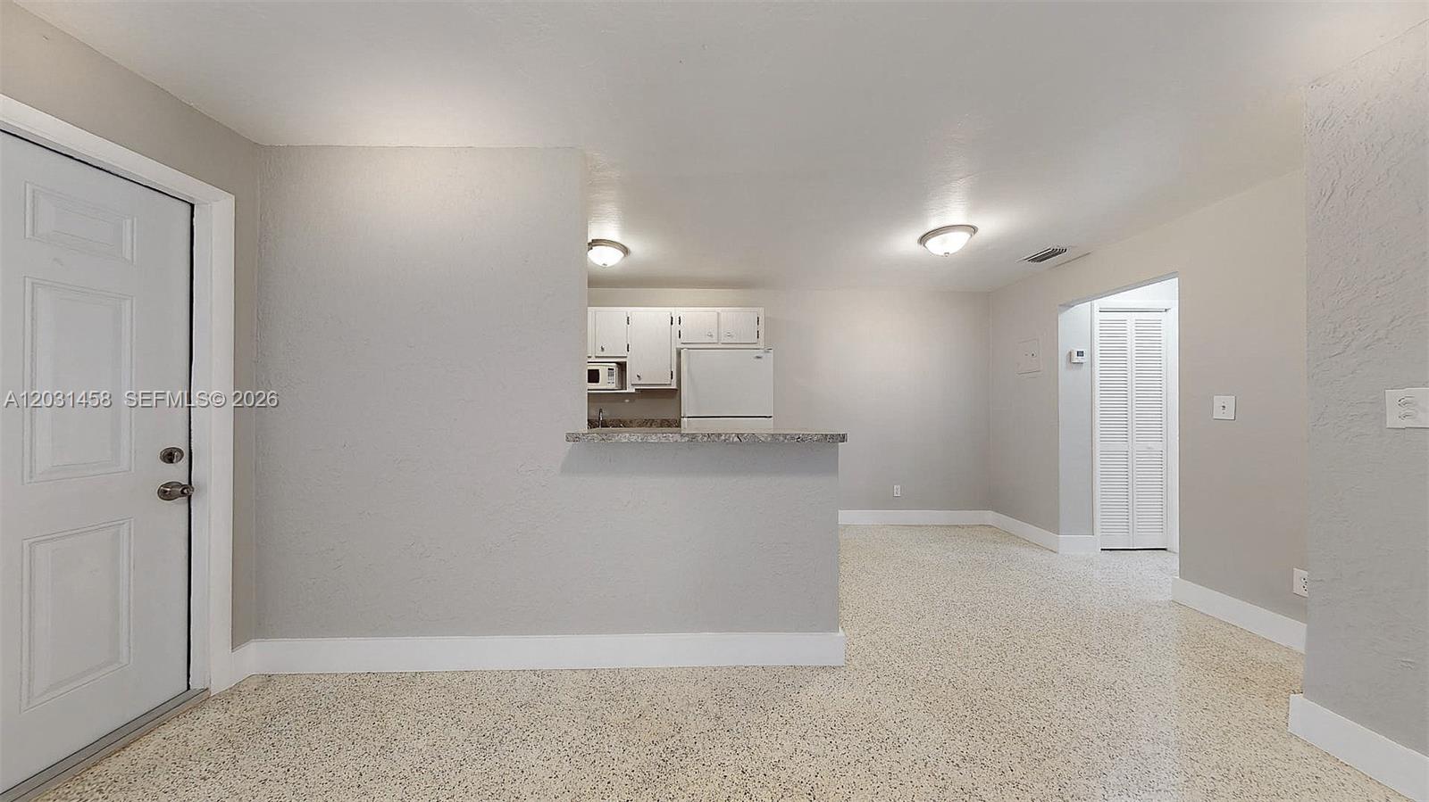 HIALEAH 7TH ADDN - Residential Lease