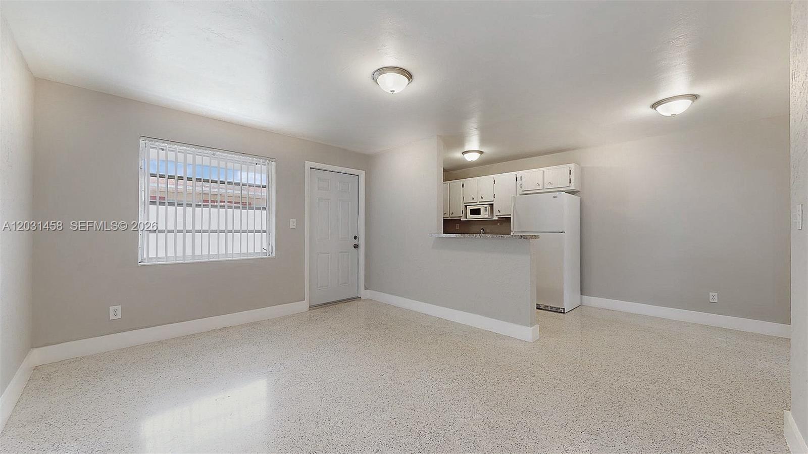 HIALEAH 7TH ADDN - Residential Lease