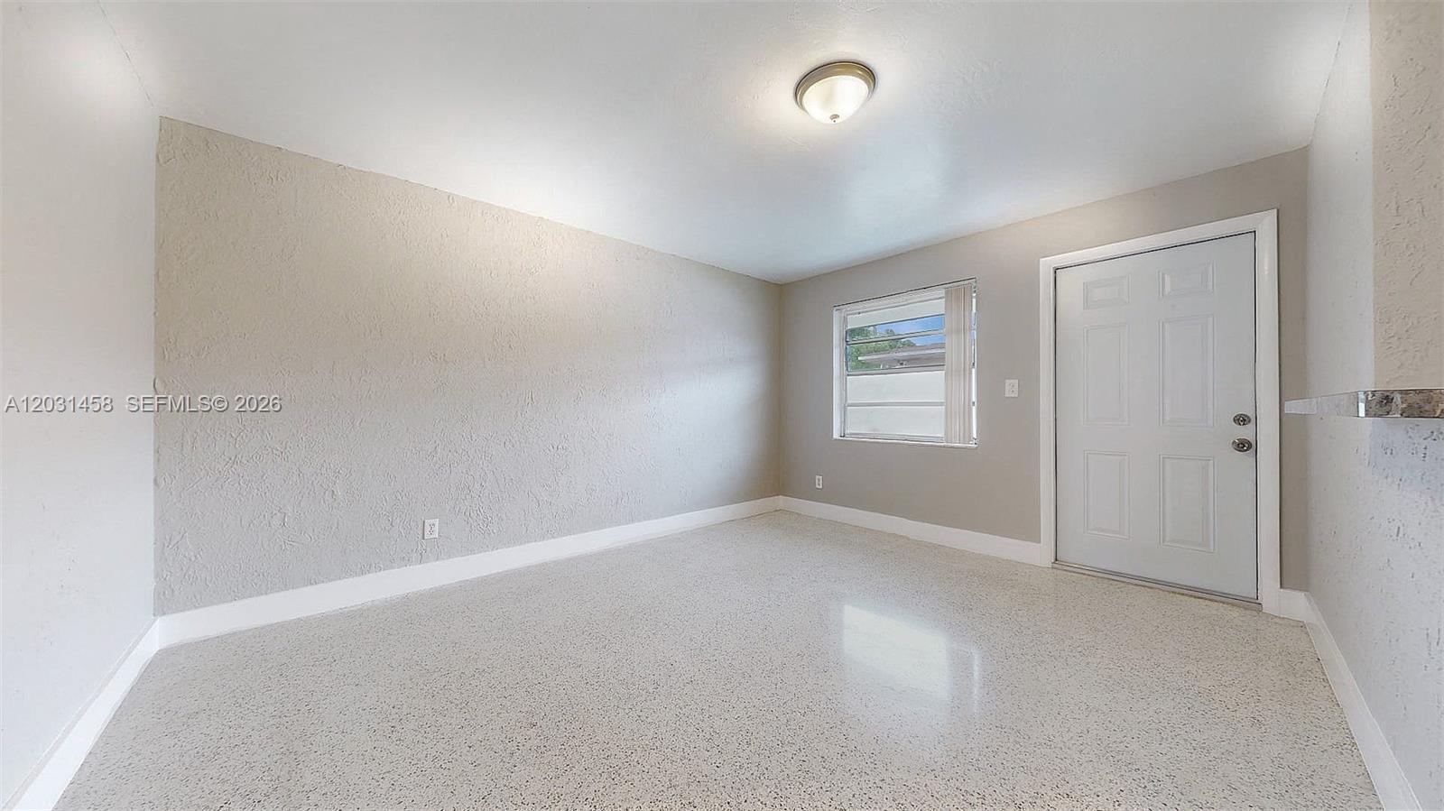 HIALEAH 7TH ADDN - Residential Lease