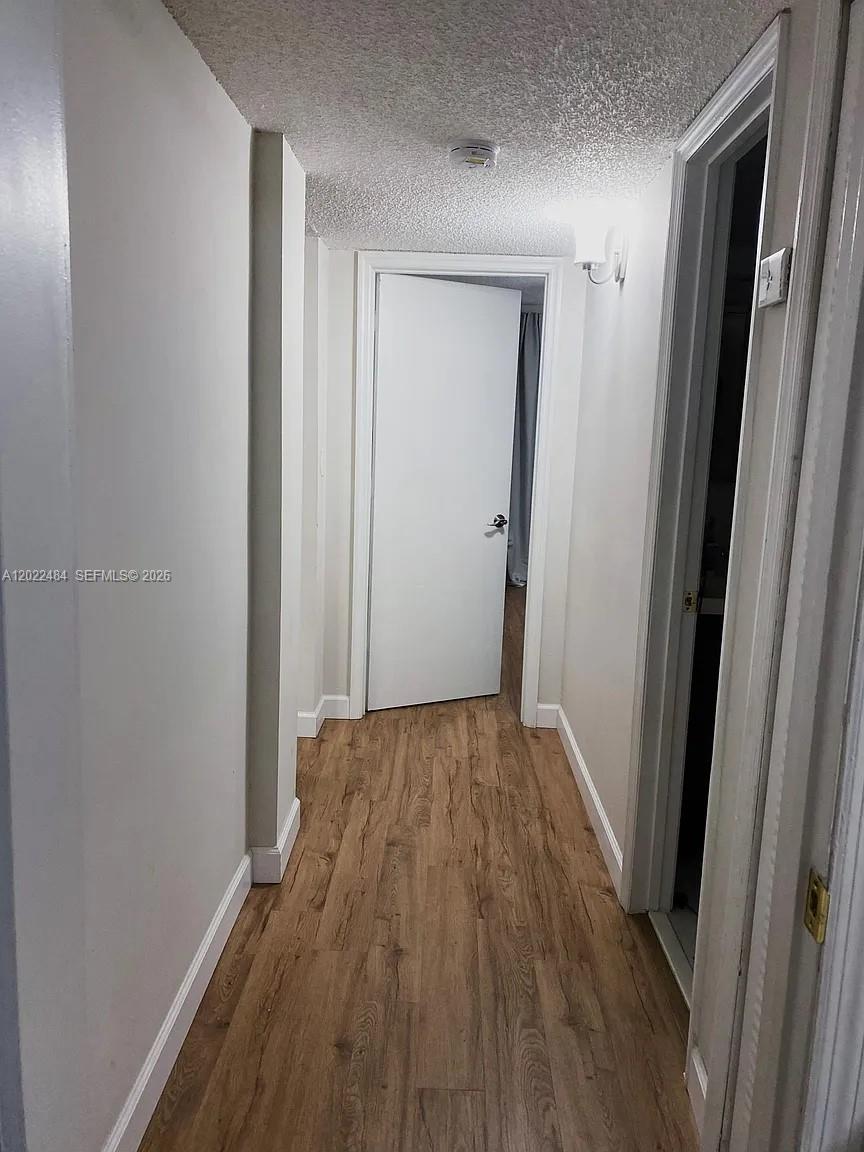 LA LUNA CONDO - Residential