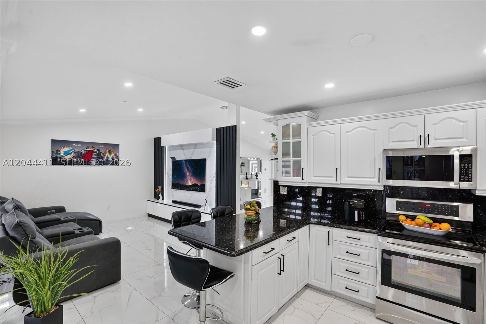 MONACO ESTATES 1ST ADDN - Residential