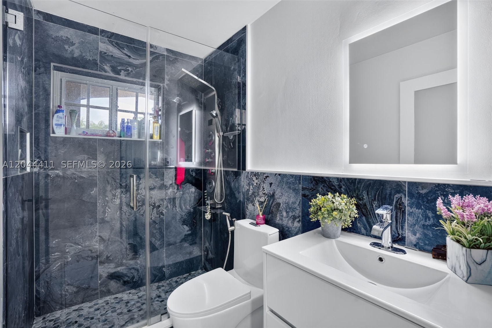 MONACO ESTATES 1ST ADDN - Residential
