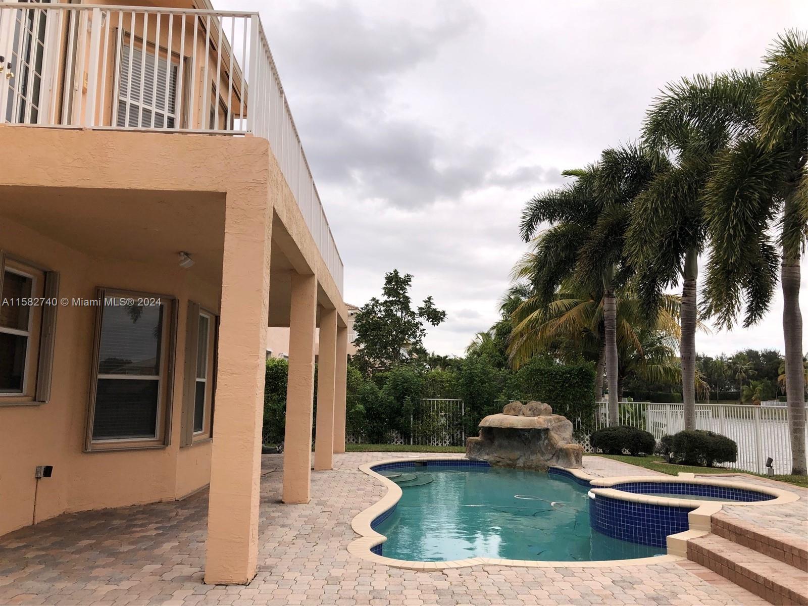 RIVIERA ISLES I - Residential Lease