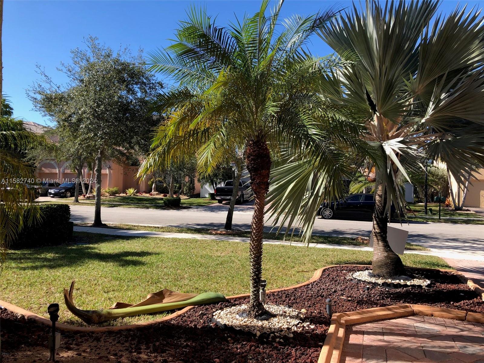 RIVIERA ISLES I - Residential Lease