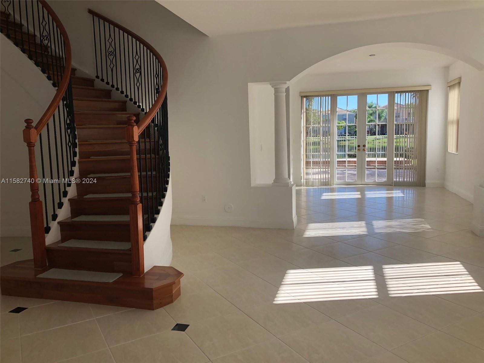 RIVIERA ISLES I - Residential Lease
