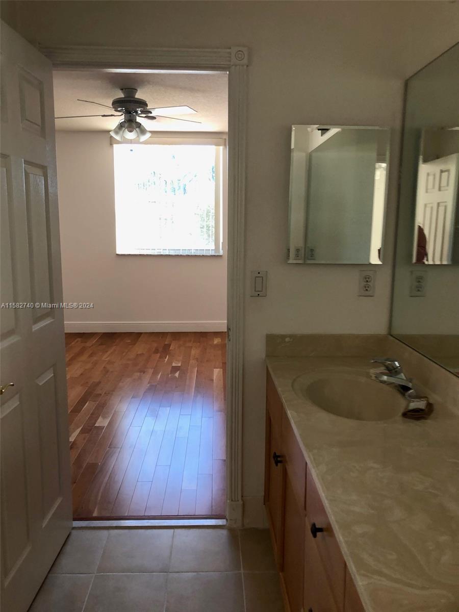 RIVIERA ISLES I - Residential Lease
