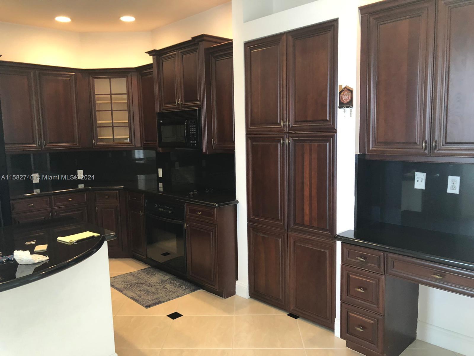 RIVIERA ISLES I - Residential Lease