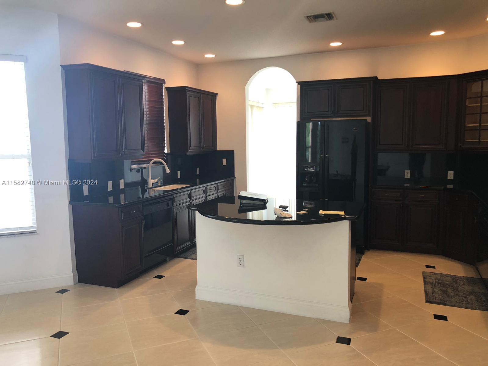 RIVIERA ISLES I - Residential Lease