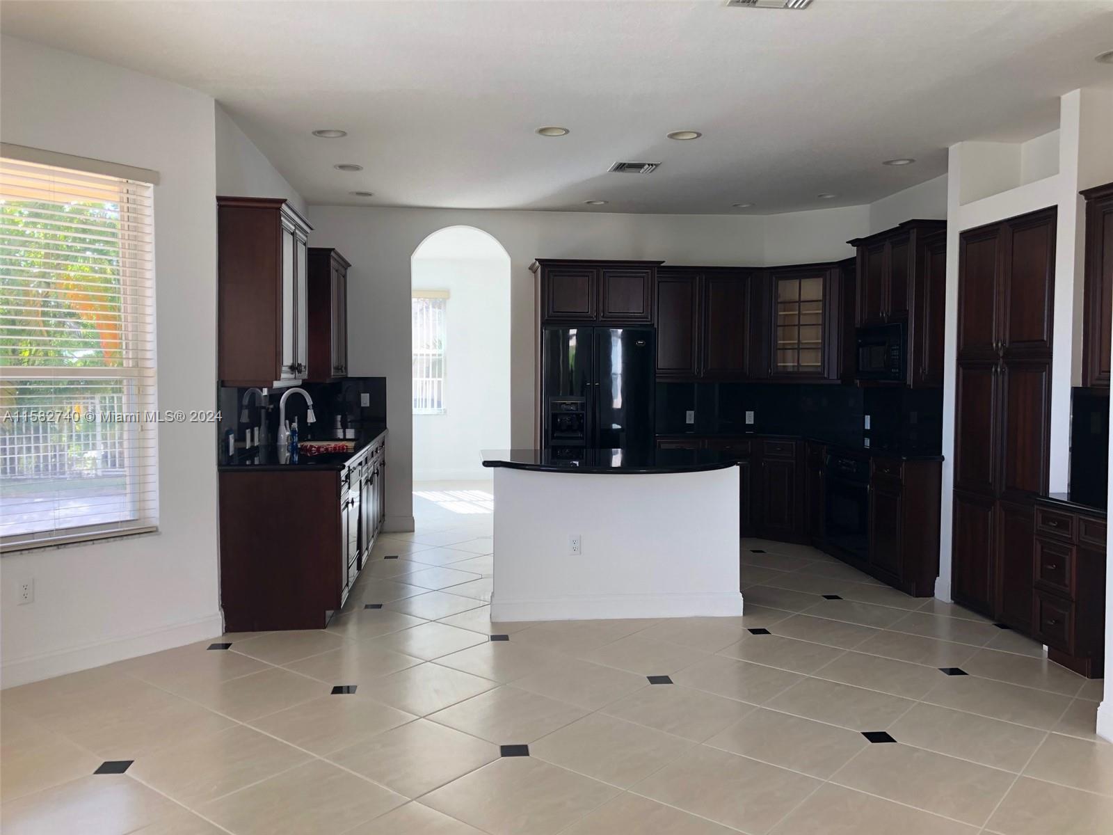 RIVIERA ISLES I - Residential Lease