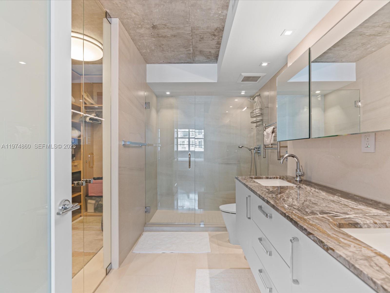 ISLAND TERRACE CONDO - Residential