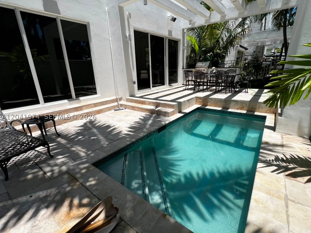 BEACHWALK - Residential Lease