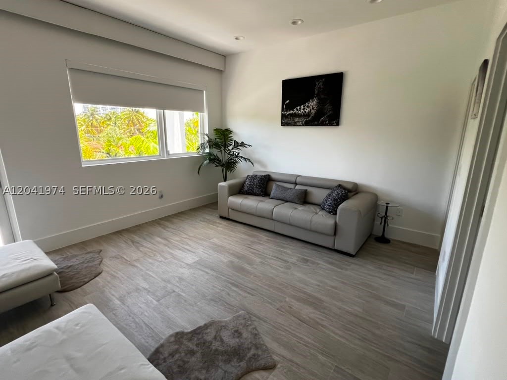 BEACHWALK - Residential Lease