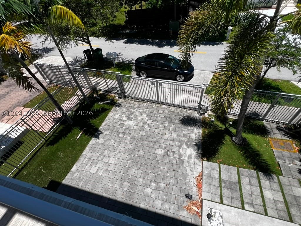 BEACHWALK - Residential Lease