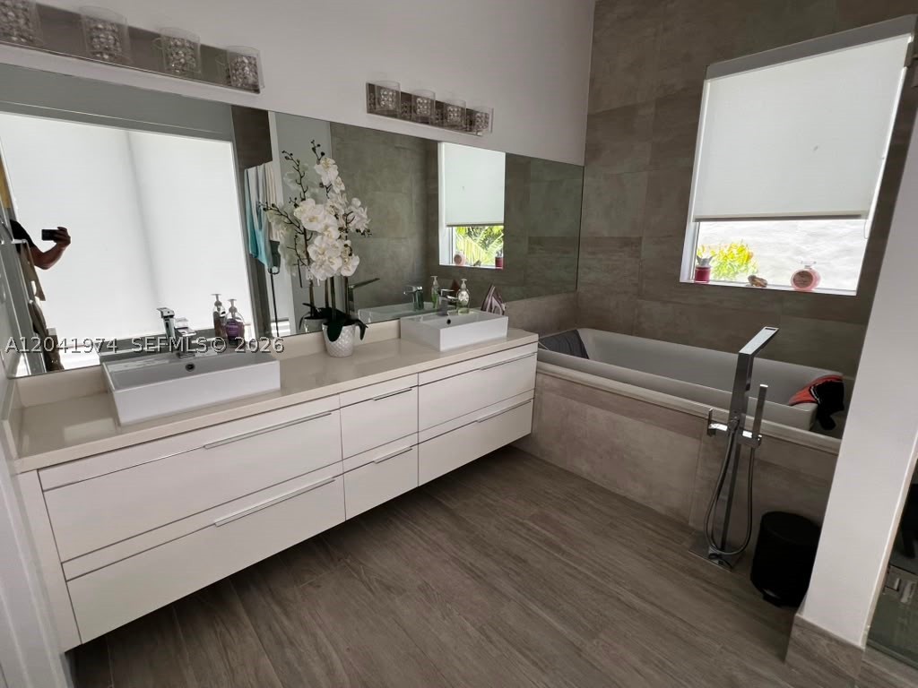 BEACHWALK - Residential Lease