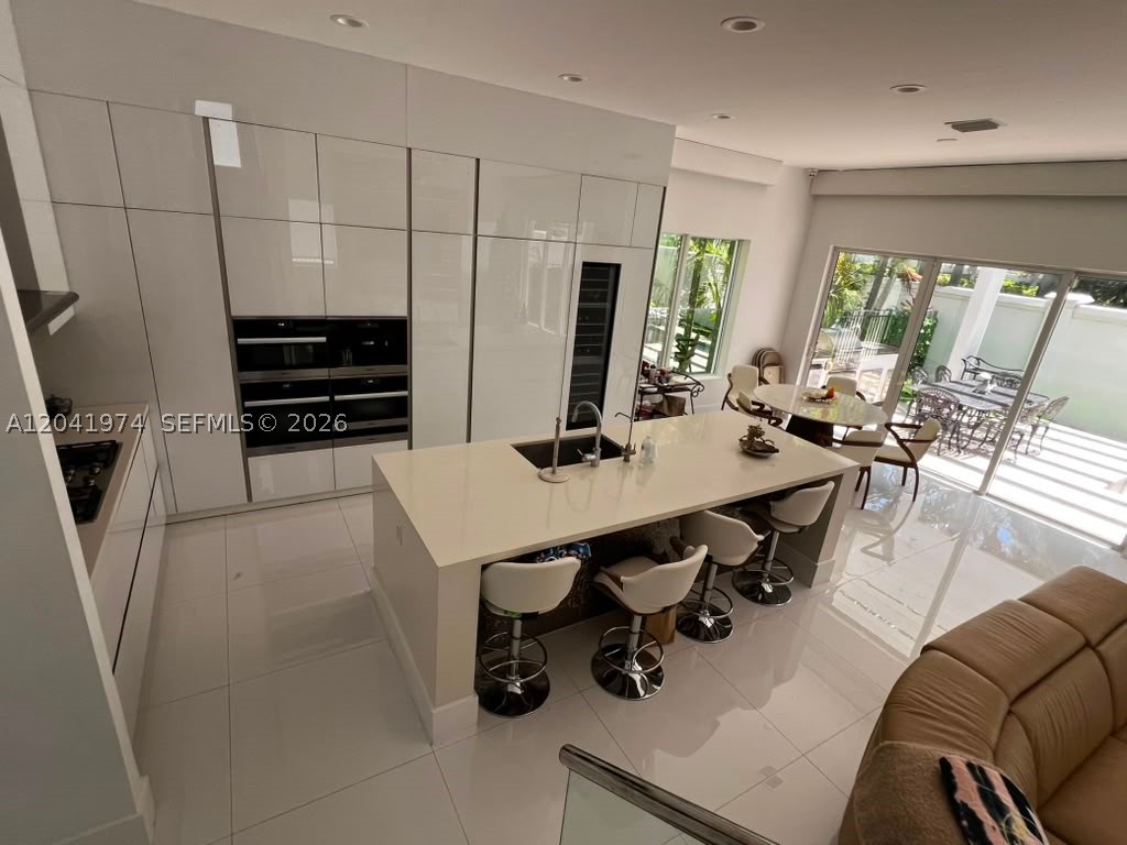 BEACHWALK - Residential Lease