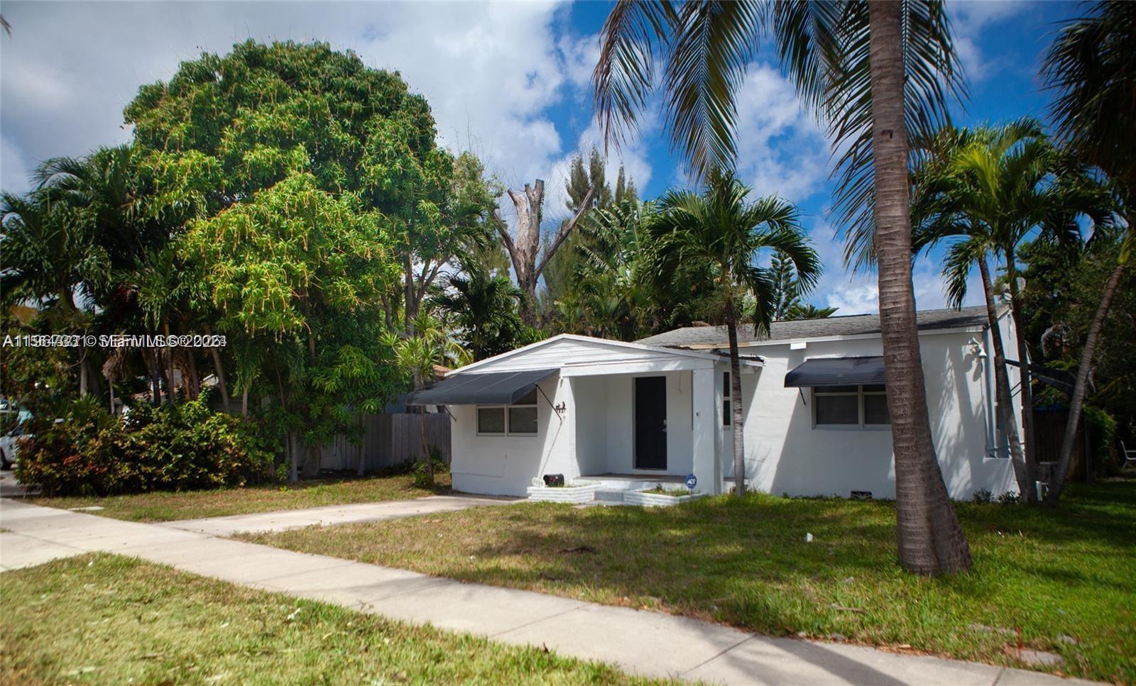HOLLYWOOD ESTATES - Residential