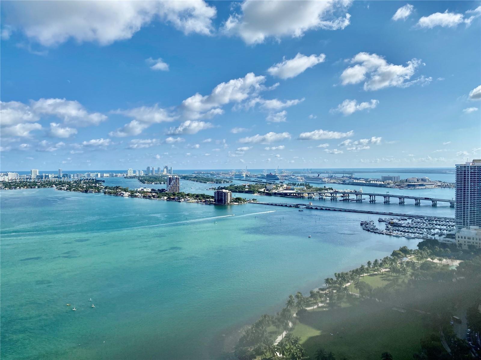 PARAMOUNT BAY CONDO - Residential Lease