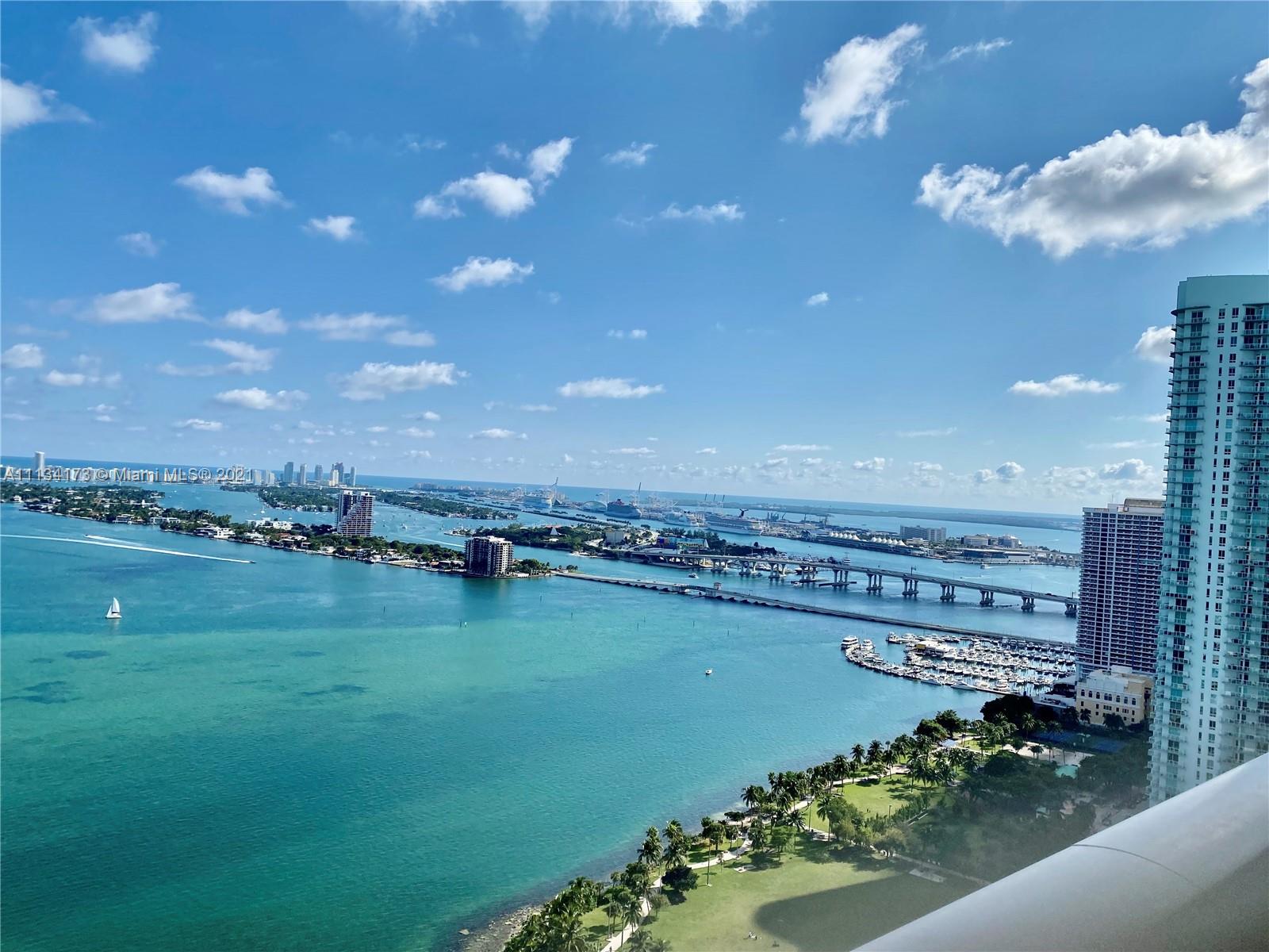 PARAMOUNT BAY CONDO - Residential Lease