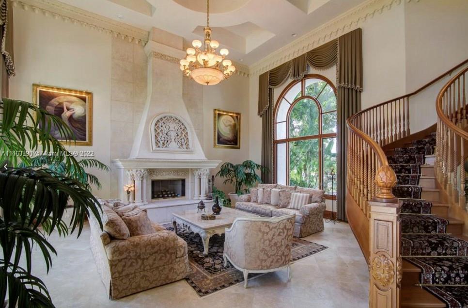 CORAL ISLES - Residential