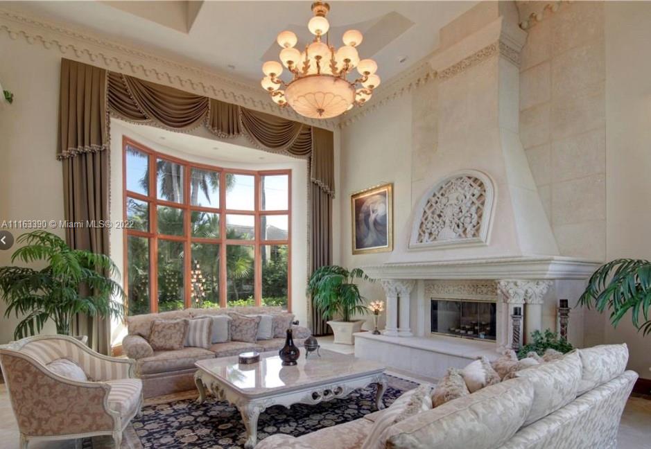 CORAL ISLES - Residential