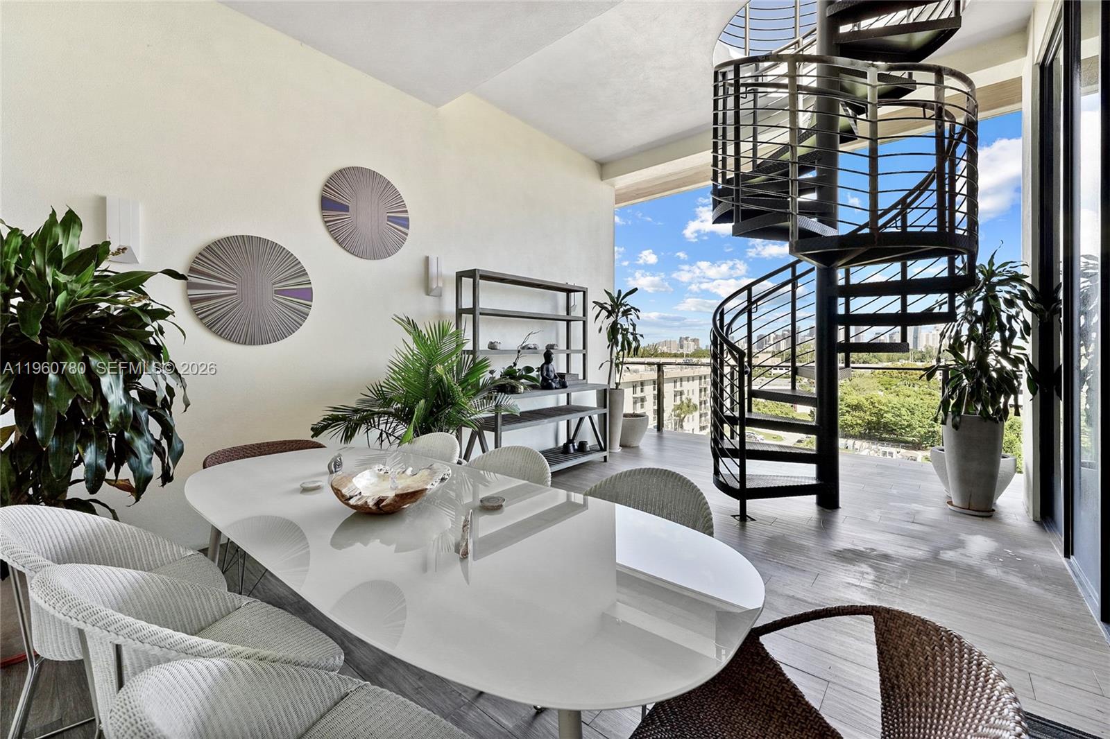 BRICKELLS FLAGLER - Residential