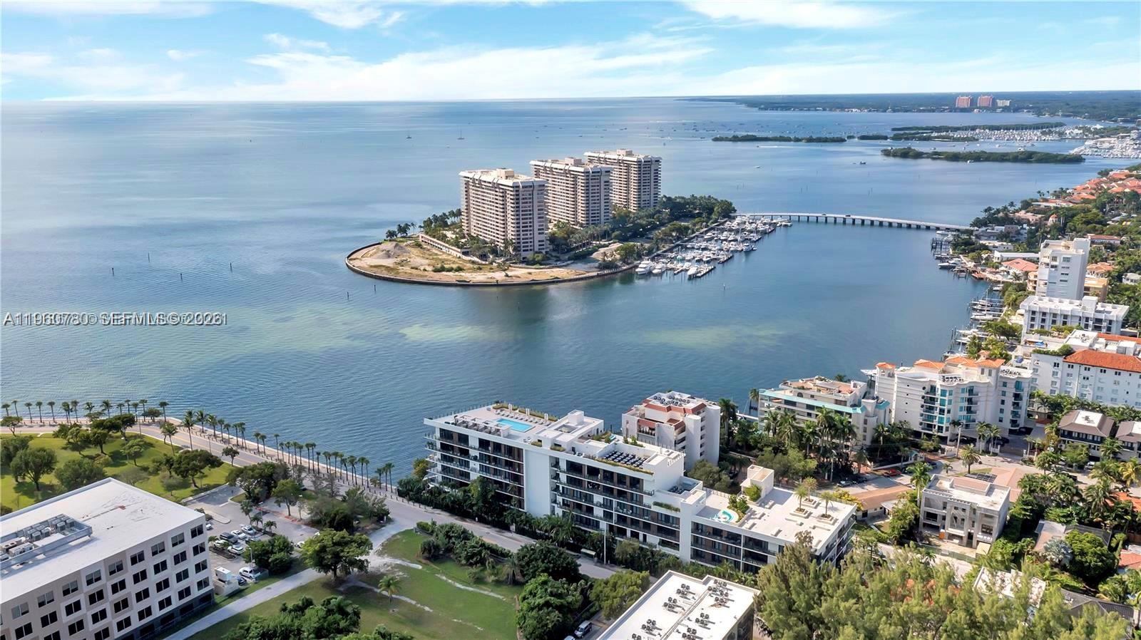 BRICKELLS FLAGLER - Residential