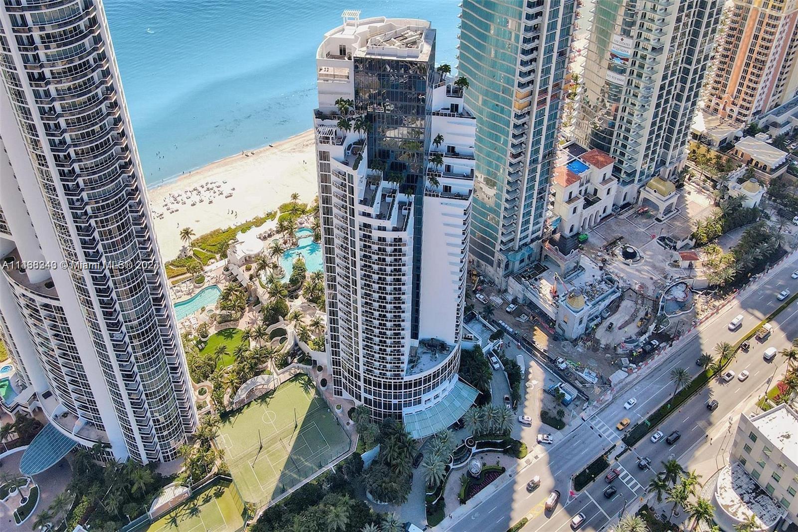 TRUMP INTERNATIONAL SONES - Residential