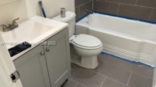 LAUDERDALE - Residential Lease