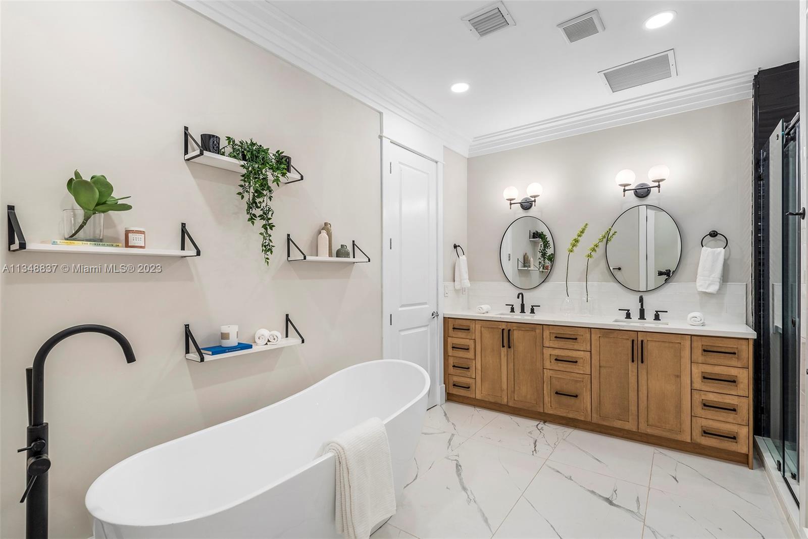CRAWFORD GROVES ESTATES - Residential