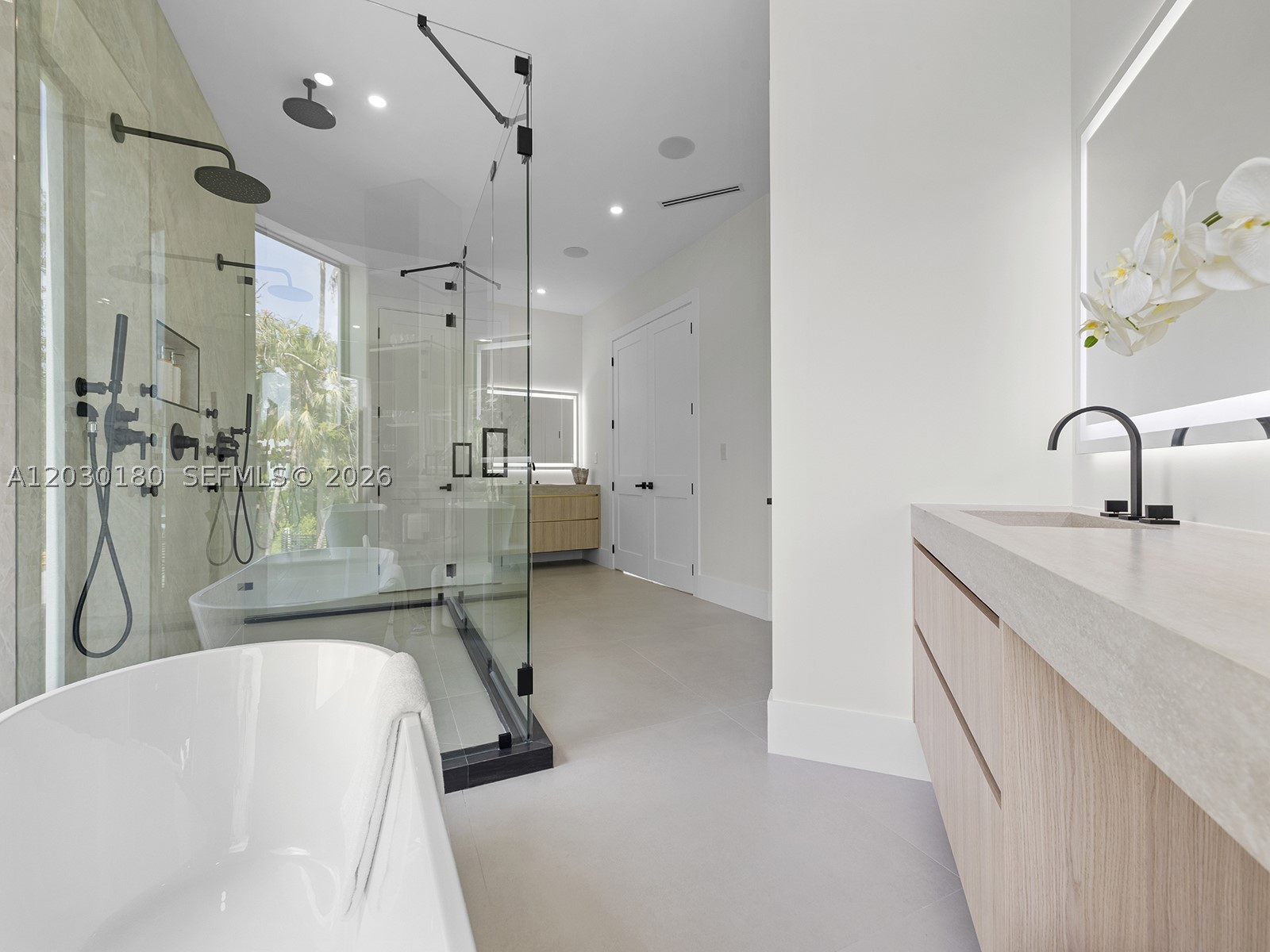 NUTMEG ESTATES - Residential