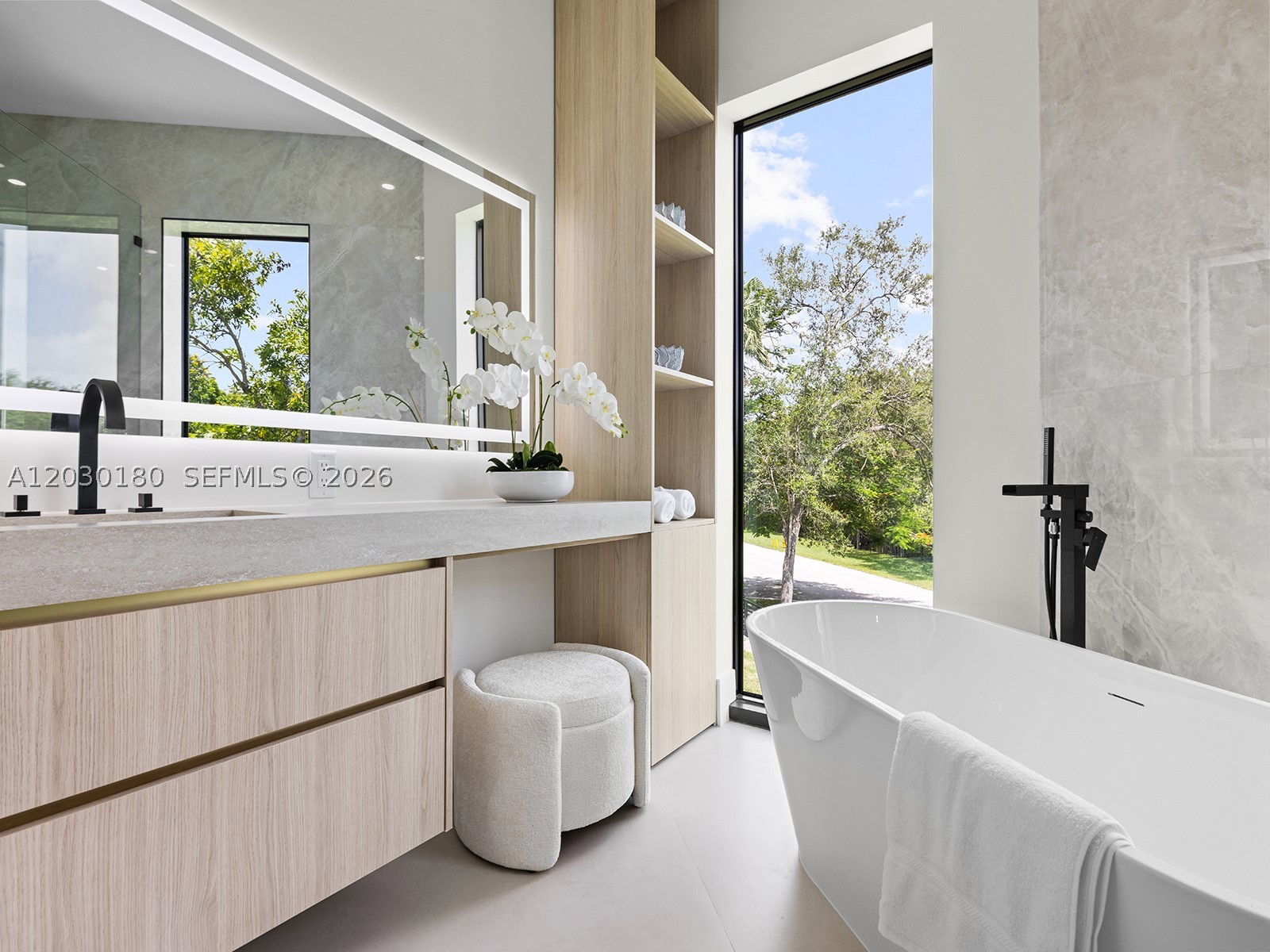 NUTMEG ESTATES - Residential