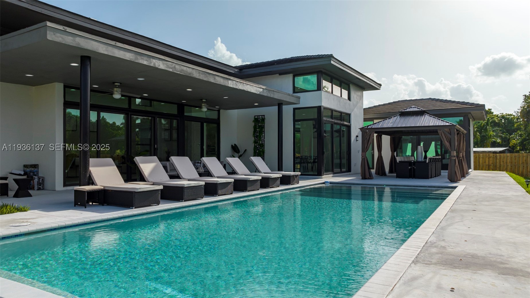 FLA FRUIT LANDS CO - Residential