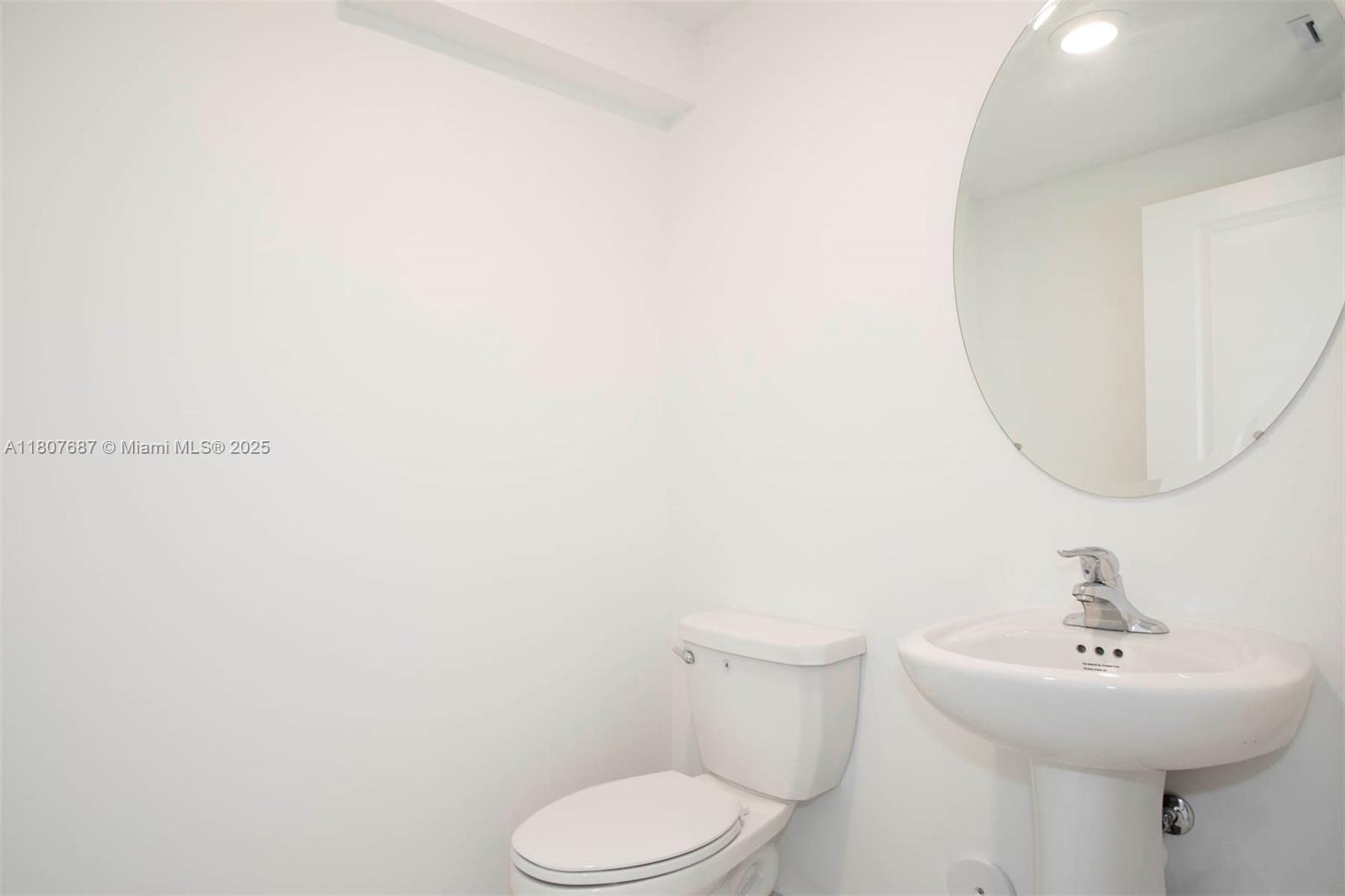PINE ISLE - Residential Lease