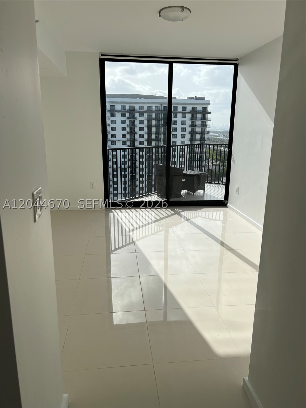 5252 PASEO CONDO - Residential