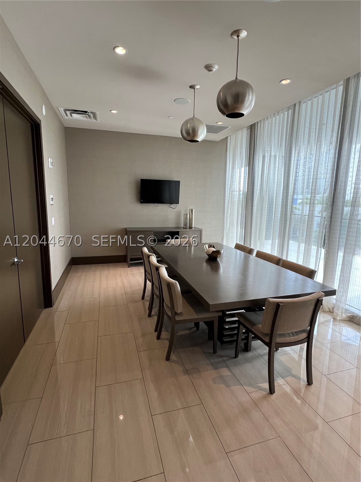 5252 PASEO CONDO - Residential