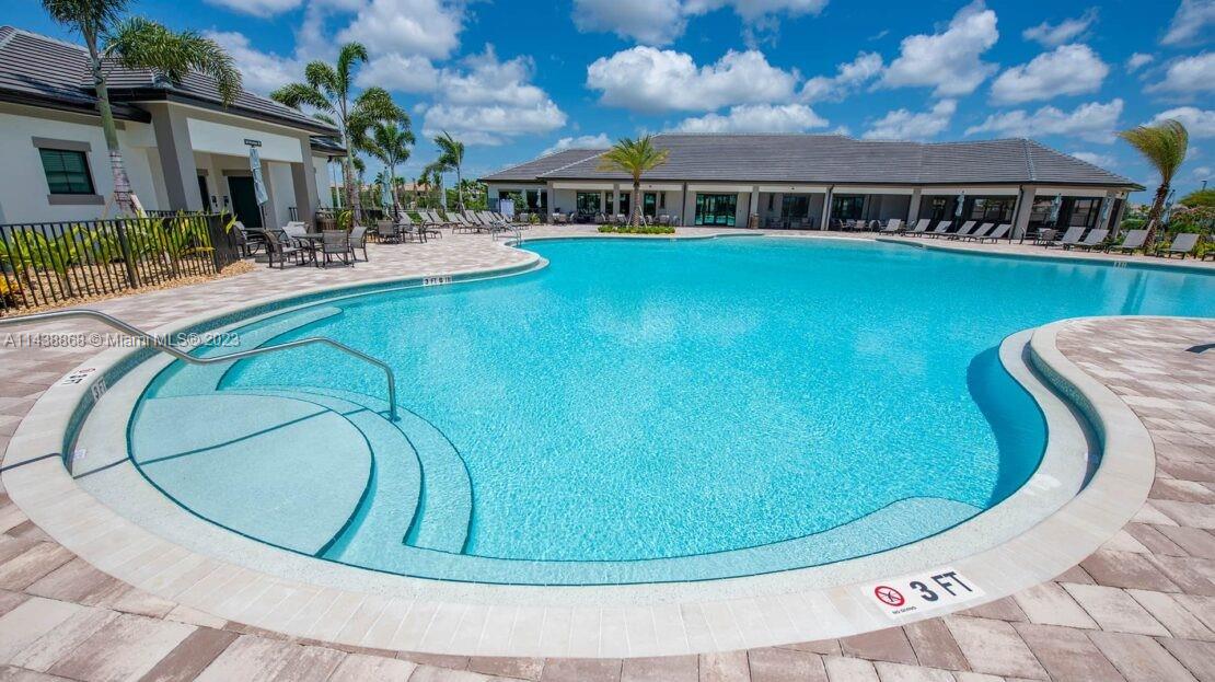 FIELDS AT GULFSTREAM POLO - Residential