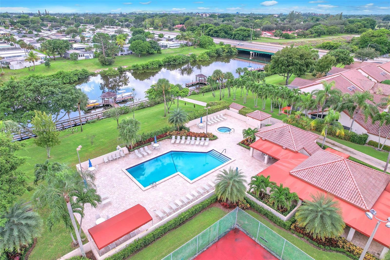 BRAMALEA UNICORP BOCA RAT - Residential