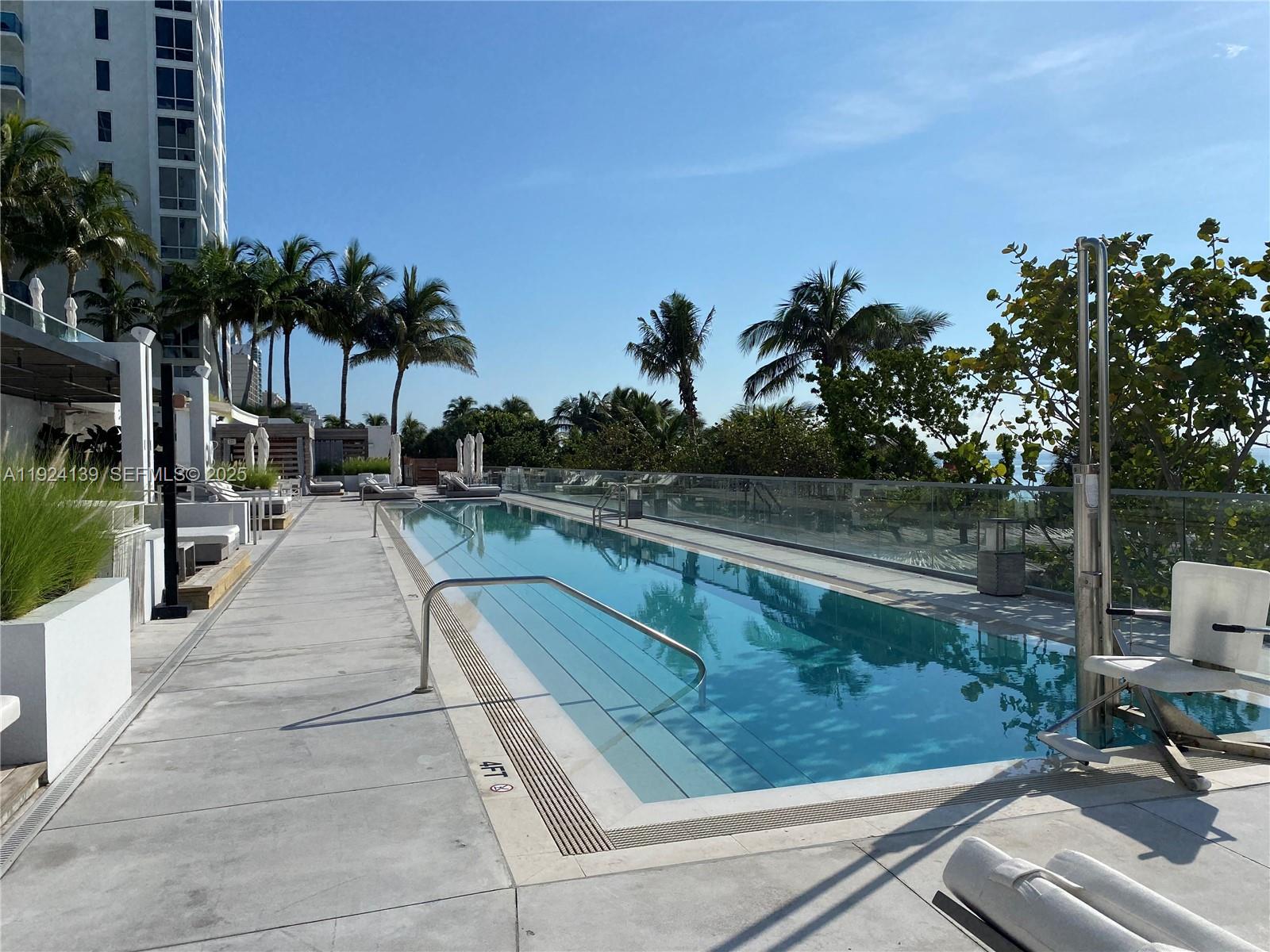RONEY PALACE CONDO - Residential