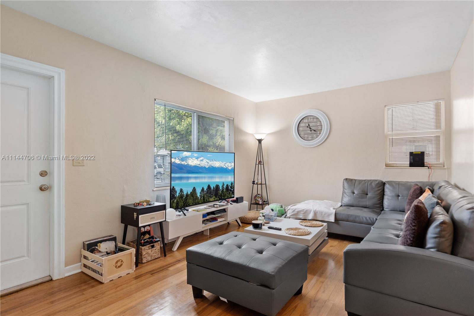 ENGLEWOOD - Residential Income