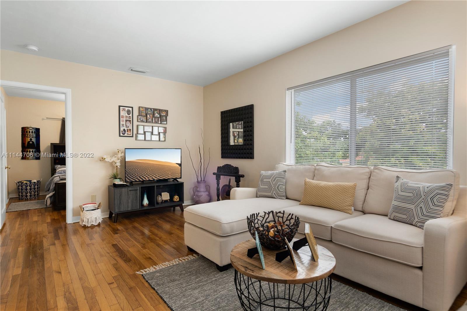 ENGLEWOOD - Residential Income