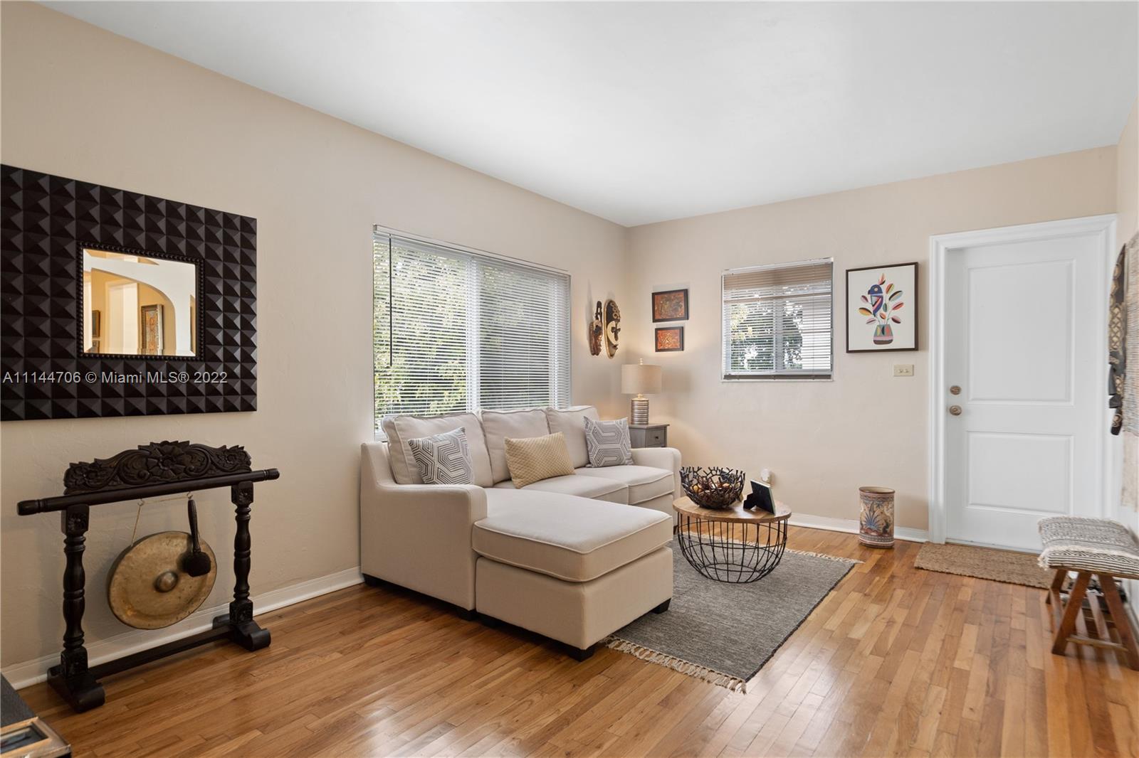 ENGLEWOOD - Residential Income